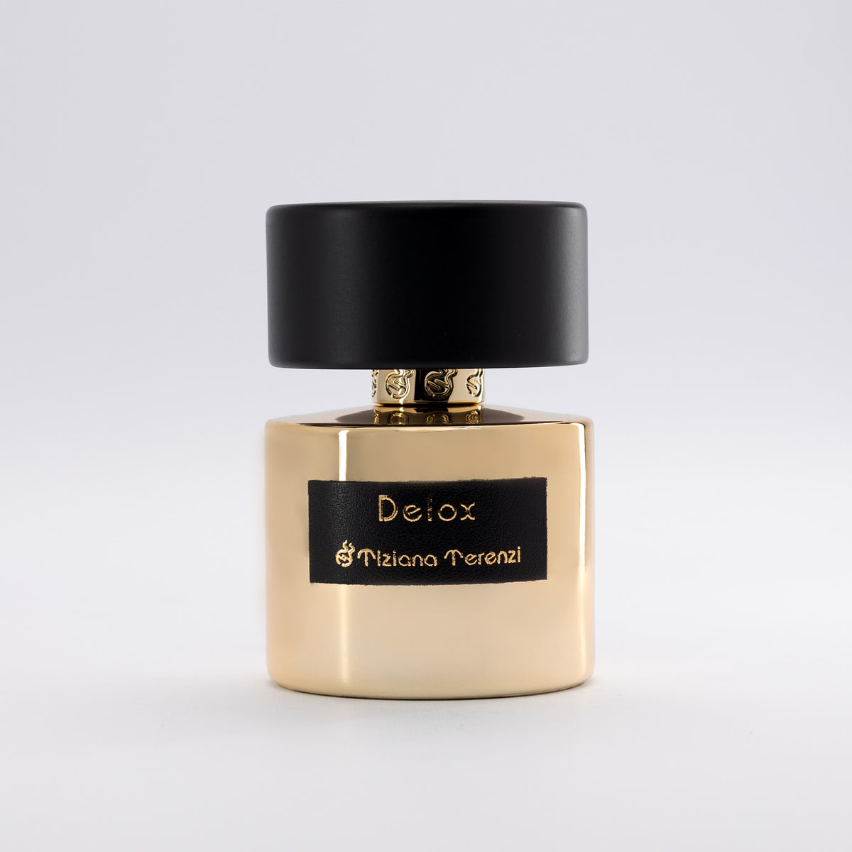 Delox – OTRO perfume concept